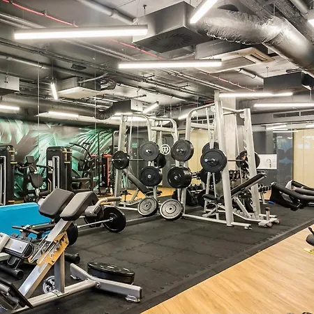 شقة Exclusive 2br! In Center +netflix +gym *