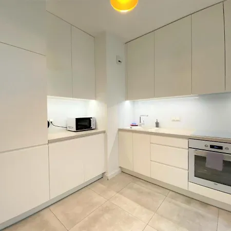 Exclusive 2br! In Center +netflix +gym * Warsaw