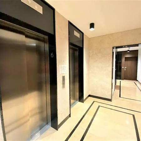 Apartment Exclusive 2br! In Center +netflix +gym