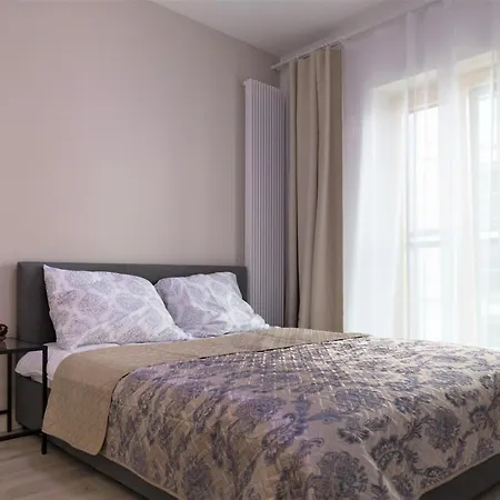 Exclusive 2br! In Center +netflix +gym * Warsaw
