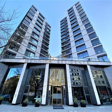 Exclusive 2br! In Center +netflix +gym