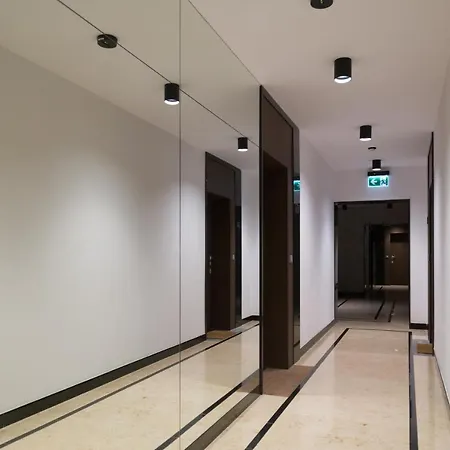 Exclusive 2br! In Center +netflix +gym Varsavia