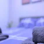 Exclusive 2br! In Center +netflix +gym דירה ורשה