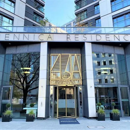 Exclusive 2br! In Center +netflix +gym 公寓