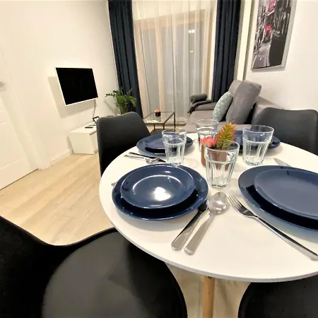 公寓 Exclusive 2br! In Center +netflix +gym 华沙